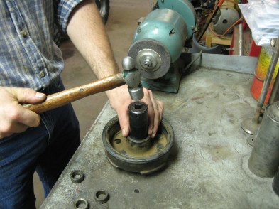 Reinstalling the Bearing Reinstalling the Bearing